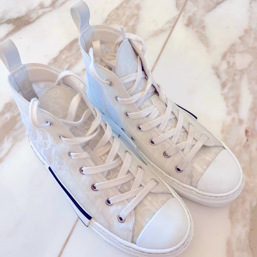 Dior b23 white